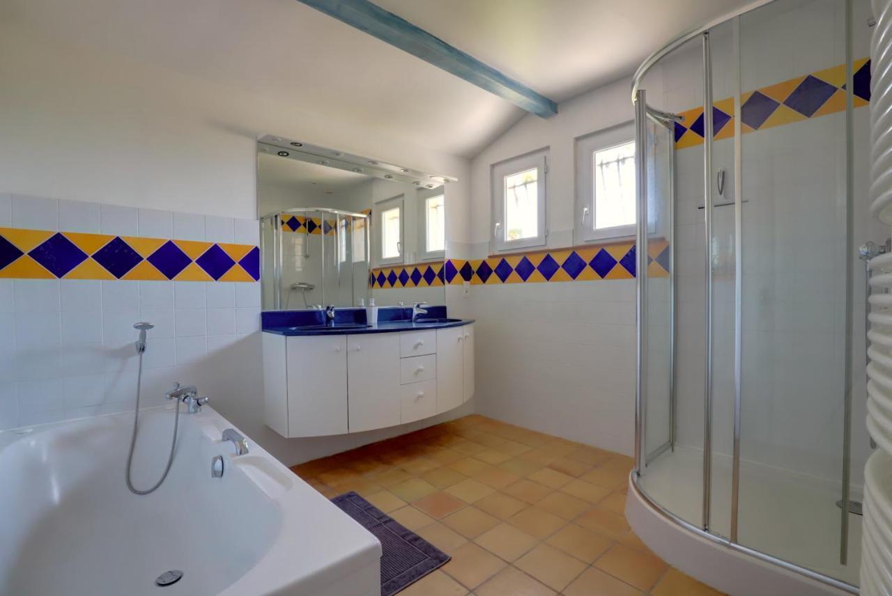 Gîte la grappe Occitane - 14 personnes - piscine privée Ambres Extérieur photo