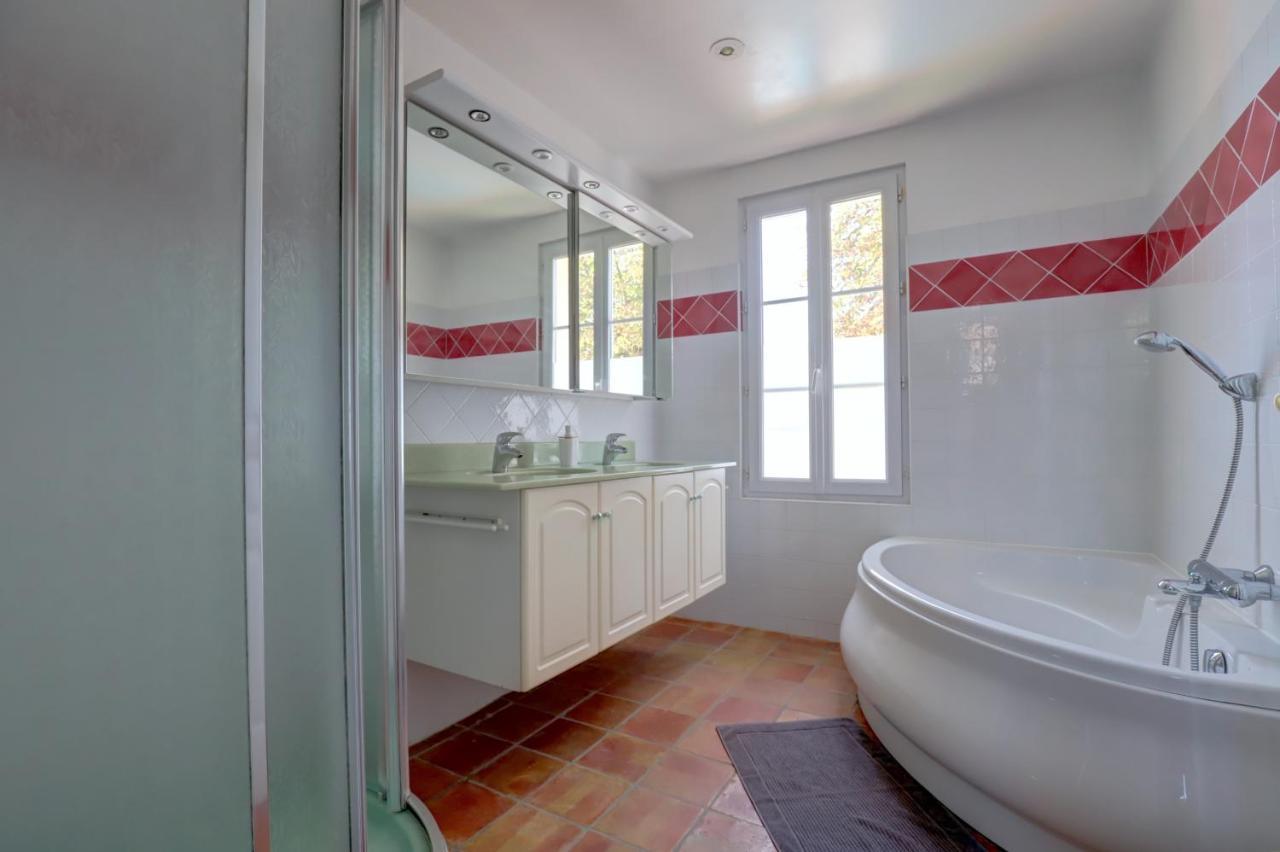 Gîte la grappe Occitane - 14 personnes - piscine privée Ambres Extérieur photo